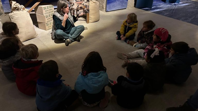 CONTACONTES “UNA HISTÒRIA BEN SALADA”