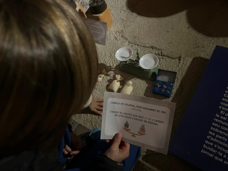 JOC DE PISTES “OPERACIÓ SAL NETA!”